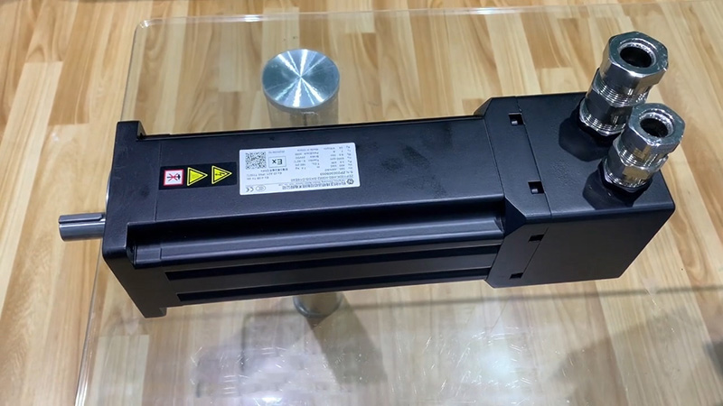 防爆伺服电 拷贝.jpg 防爆伺服电 拷贝.jpg