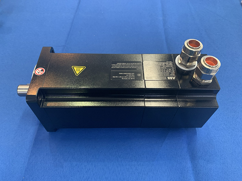 IMG_8924.jpg IMG_8924.jpg